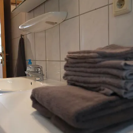 아파트 Ferienwohnung Mit Terasse